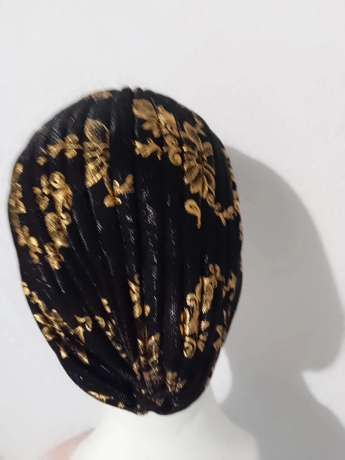 Turban or et noir femme bohème fleurs dorees – photo 3